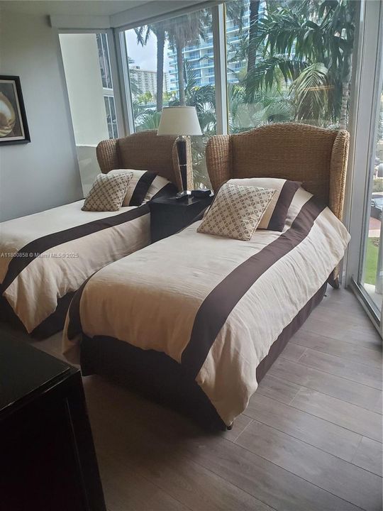 待售: $2,127,000 (3 贝兹, 3 浴室, 2090 平方英尺)