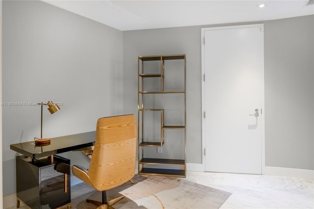 На продажу: $4,635,000 (4 спален, 4 ванн, 3785 Квадратных фут)