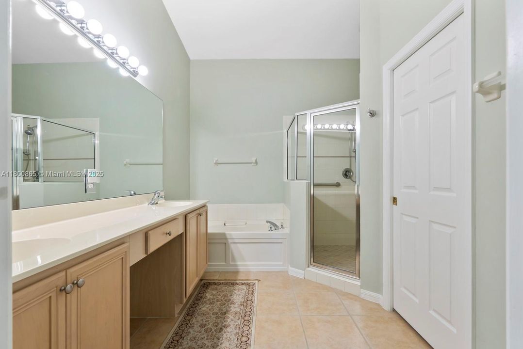 Recently Sold: $460,000 (2 beds, 2 baths, 0 Square Feet)