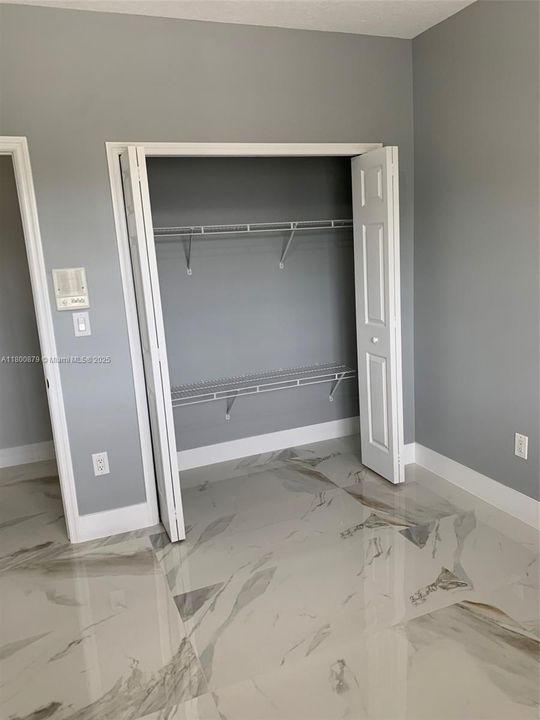 Недавно арендовано: $4,800 (4 спален, 3 ванн, 2304 Квадратных фут)