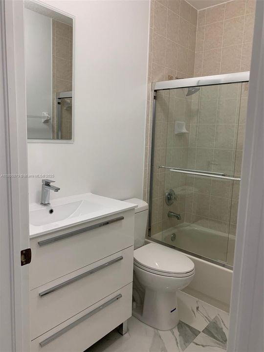 Недавно арендовано: $4,800 (4 спален, 3 ванн, 2304 Квадратных фут)