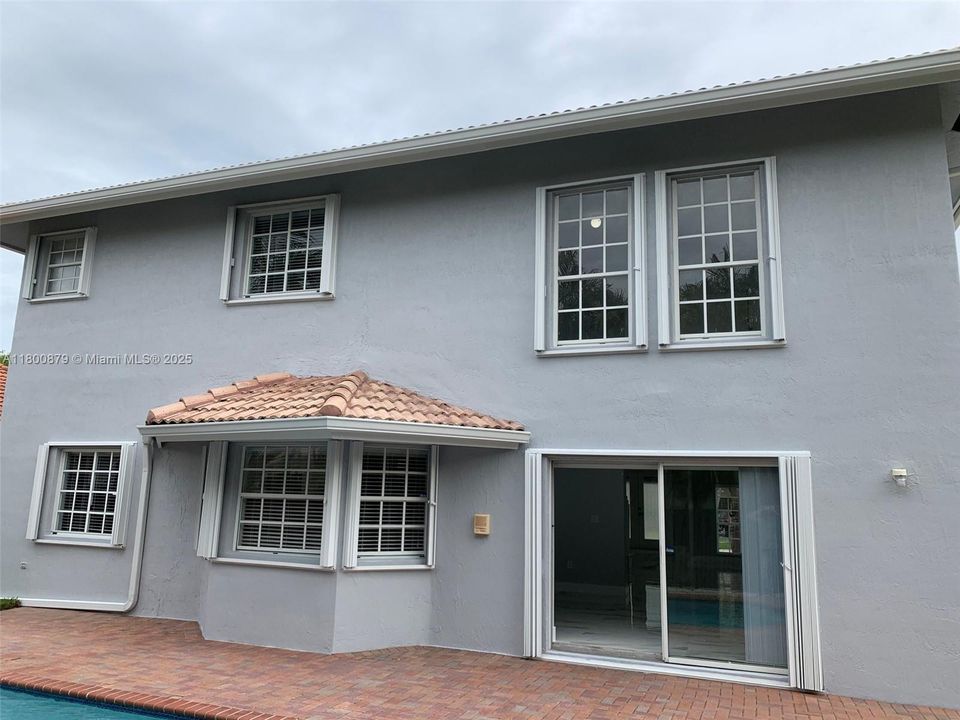 Недавно арендовано: $4,800 (4 спален, 3 ванн, 2304 Квадратных фут)