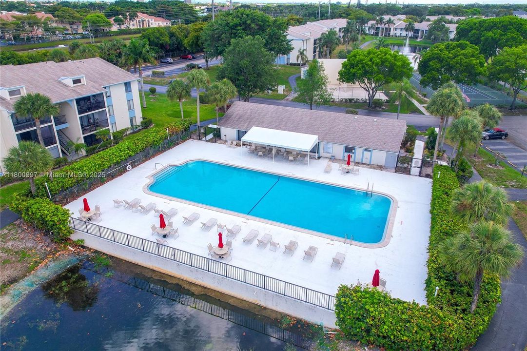Recently Sold: $100,000 (1 beds, 1 baths, 624 Square Feet)