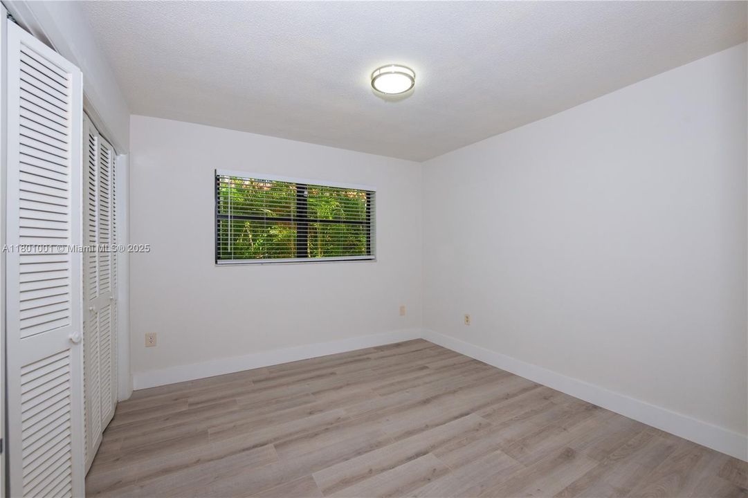 Recientemente alquilado: $8,500 (5 camas, 4 baños, 2576 Pies cuadrados)