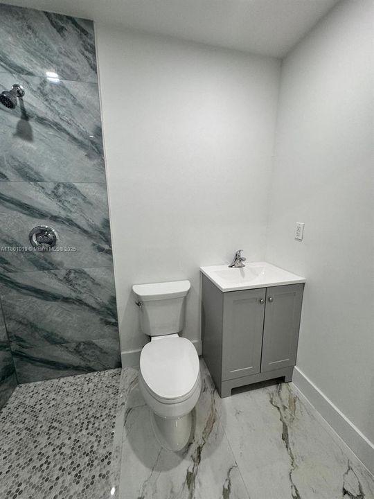 Recently Rented: $1,800 (1 beds, 1 baths, 0 Square Feet)