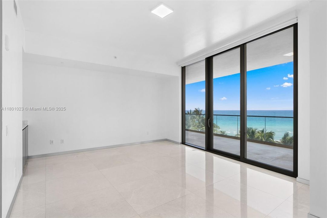 En Venta: $2,699,995 (2 camas, 2 baños, 1511 Pies cuadrados)