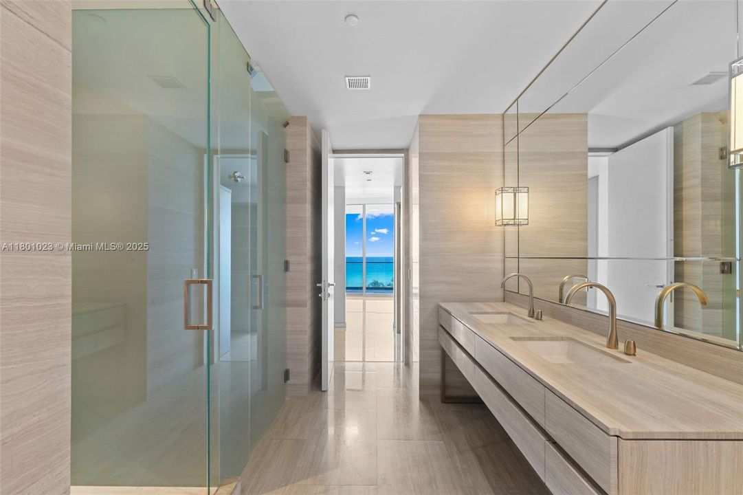 En Venta: $2,699,995 (2 camas, 2 baños, 1511 Pies cuadrados)