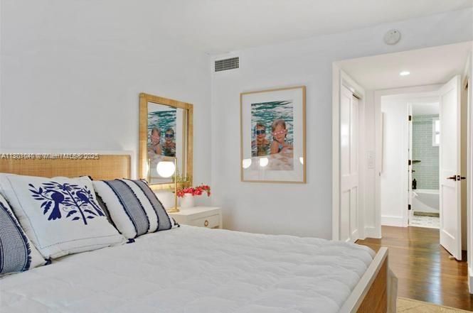 Recently Sold: $399,000 (1 beds, 1 baths, 781 Square Feet)