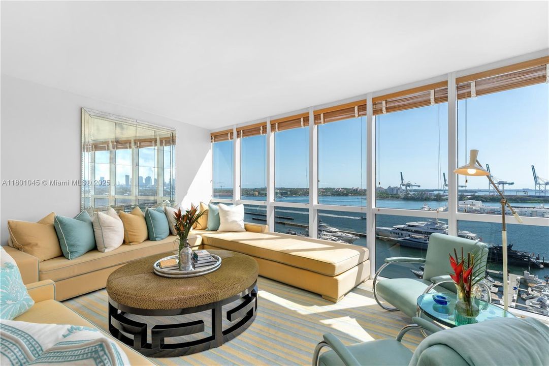 待售: $2,550,000 (2 贝兹, 2 浴室, 2003 平方英尺)