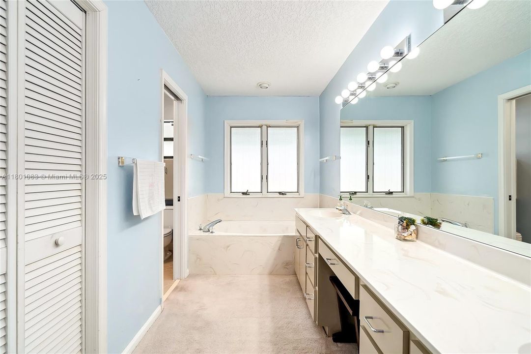 Recently Sold: $614,800 (4 beds, 2 baths, 2631 Square Feet)