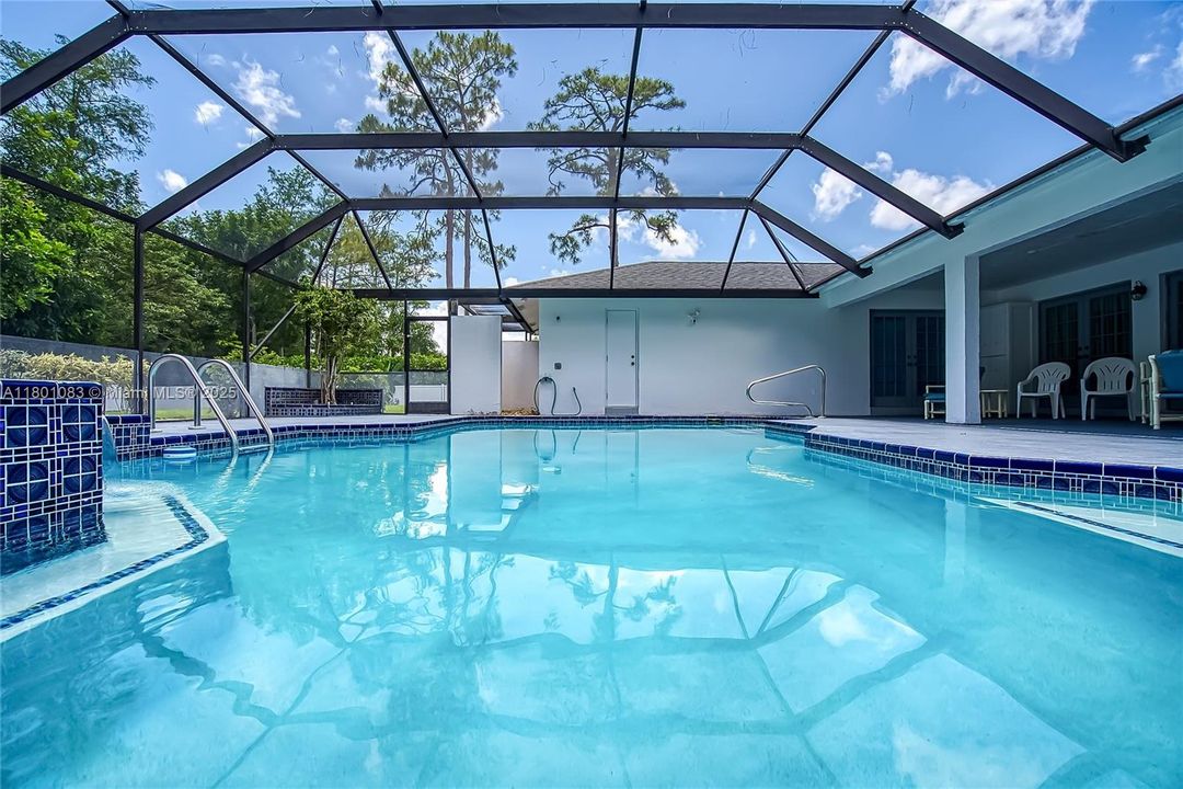 Recently Sold: $614,800 (4 beds, 2 baths, 2631 Square Feet)