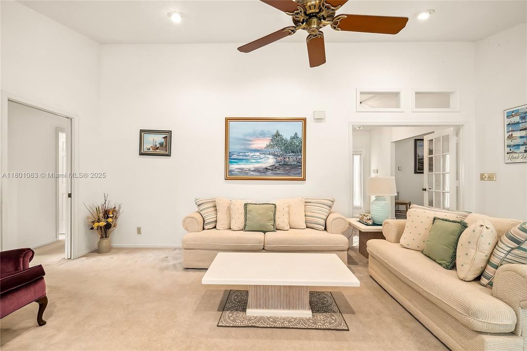 Recently Sold: $614,800 (4 beds, 2 baths, 2631 Square Feet)