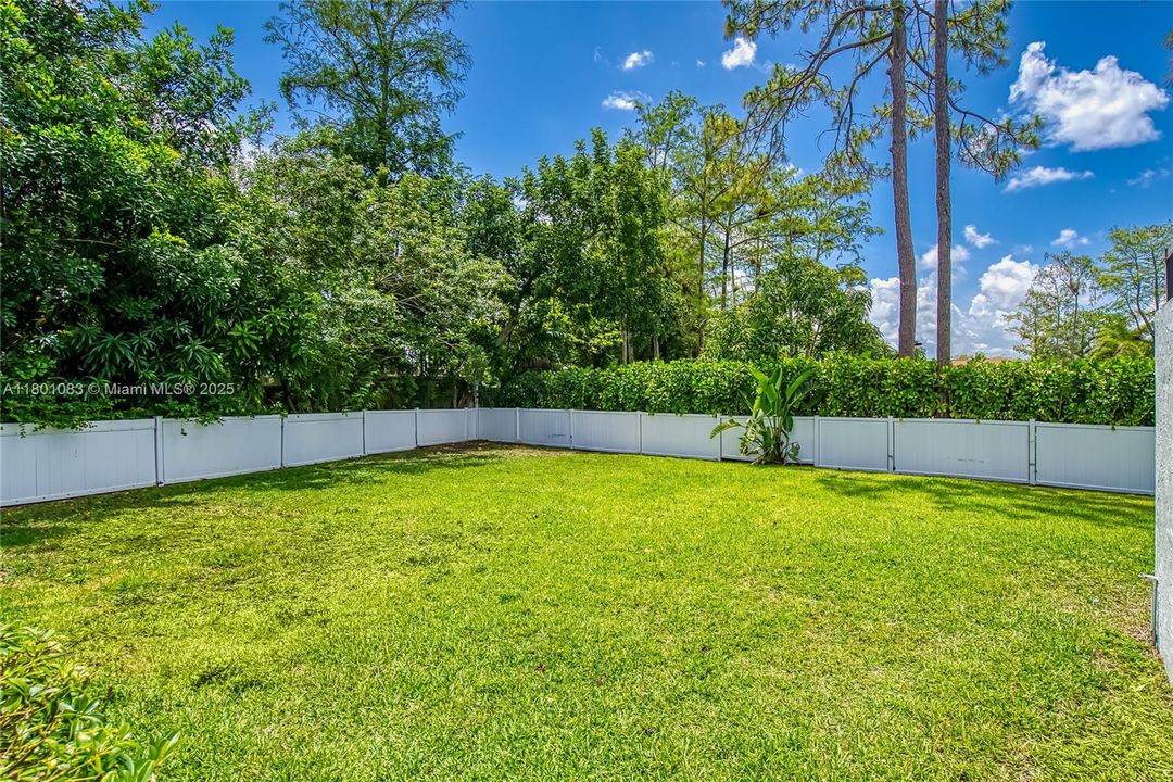 Recently Sold: $614,800 (4 beds, 2 baths, 2631 Square Feet)