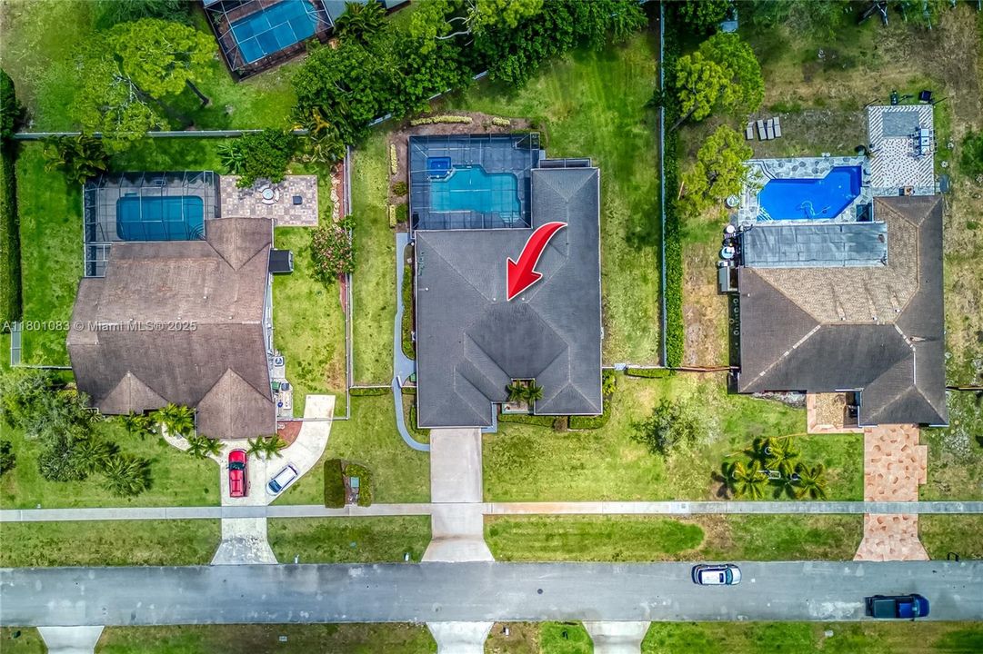 Recently Sold: $614,800 (4 beds, 2 baths, 2631 Square Feet)