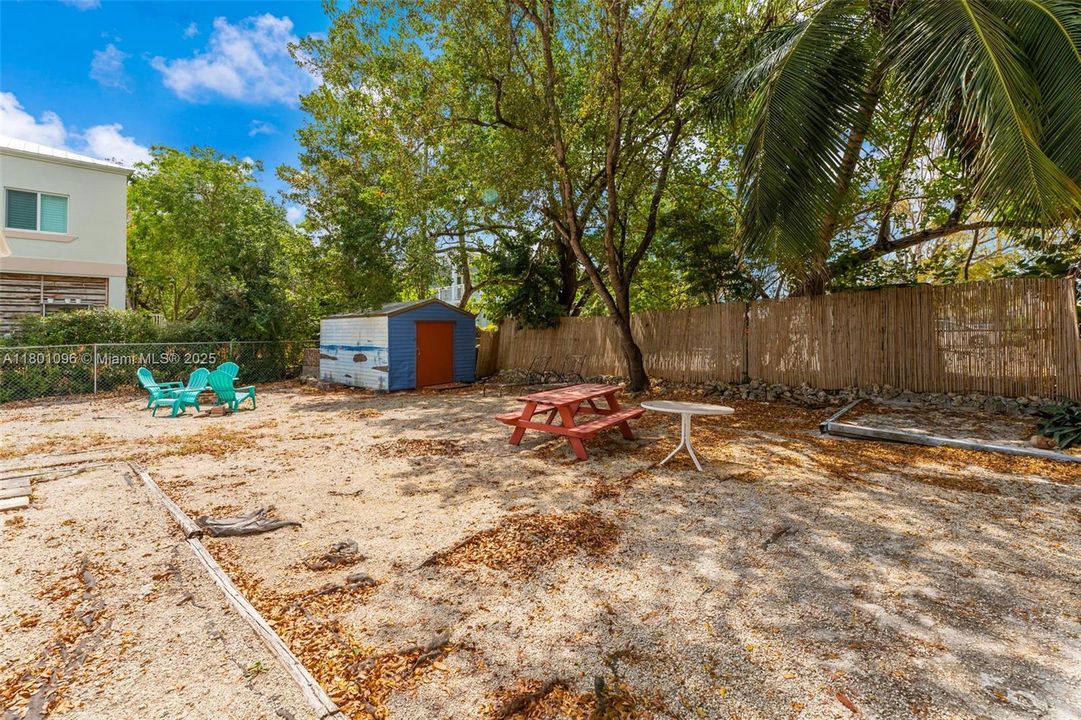 Recientemente alquilado: $2,900 (2 camas, 2 baños, 800 Pies cuadrados)