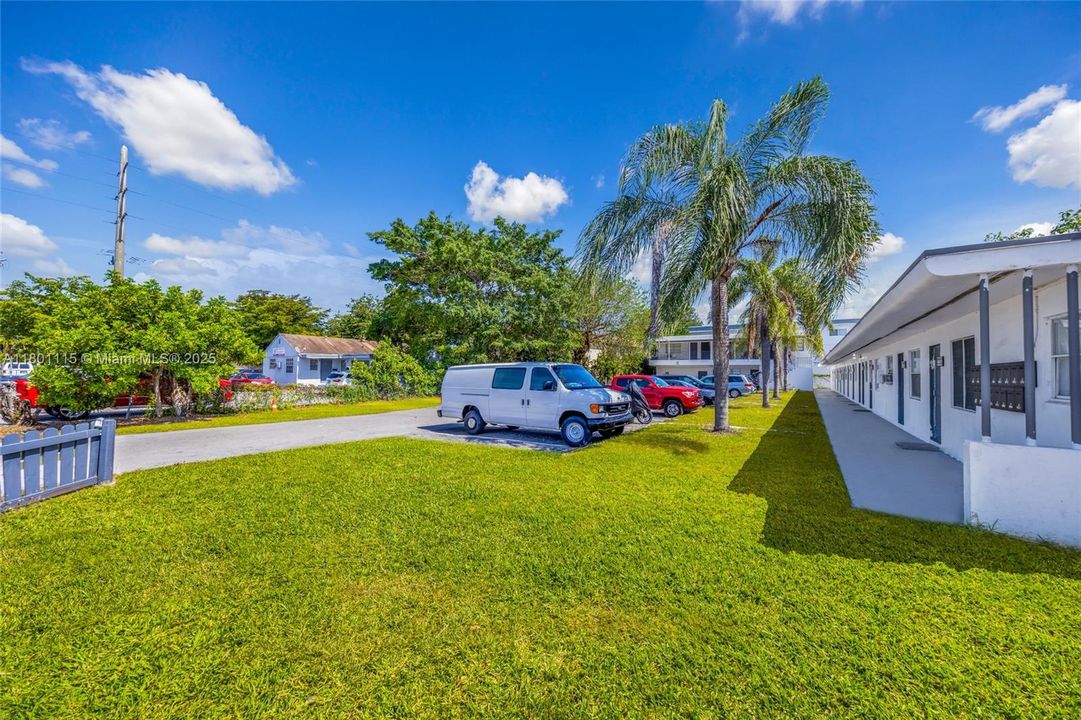 Vendido Recientemente: $2,900,000 (0 camas, 0 baños, 7623 Pies cuadrados)