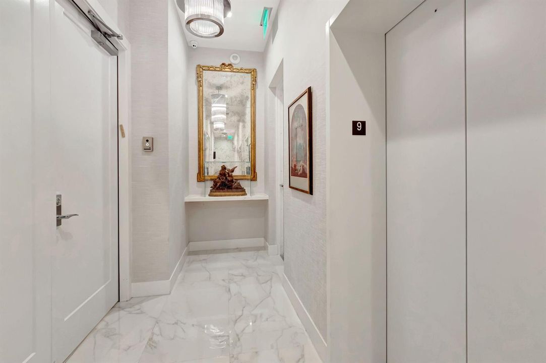 Private Foyer