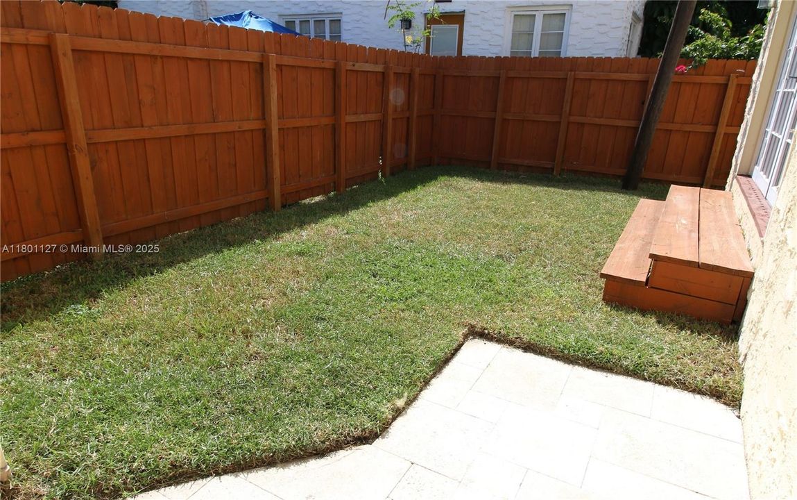 Active With Contract: $1,385,000 (3 beds, 3 baths, 1970 Square Feet)