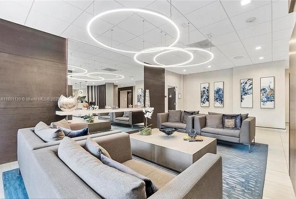 Vendido Recientemente: $520,000 (1 camas, 1 baños, 910 Pies cuadrados)