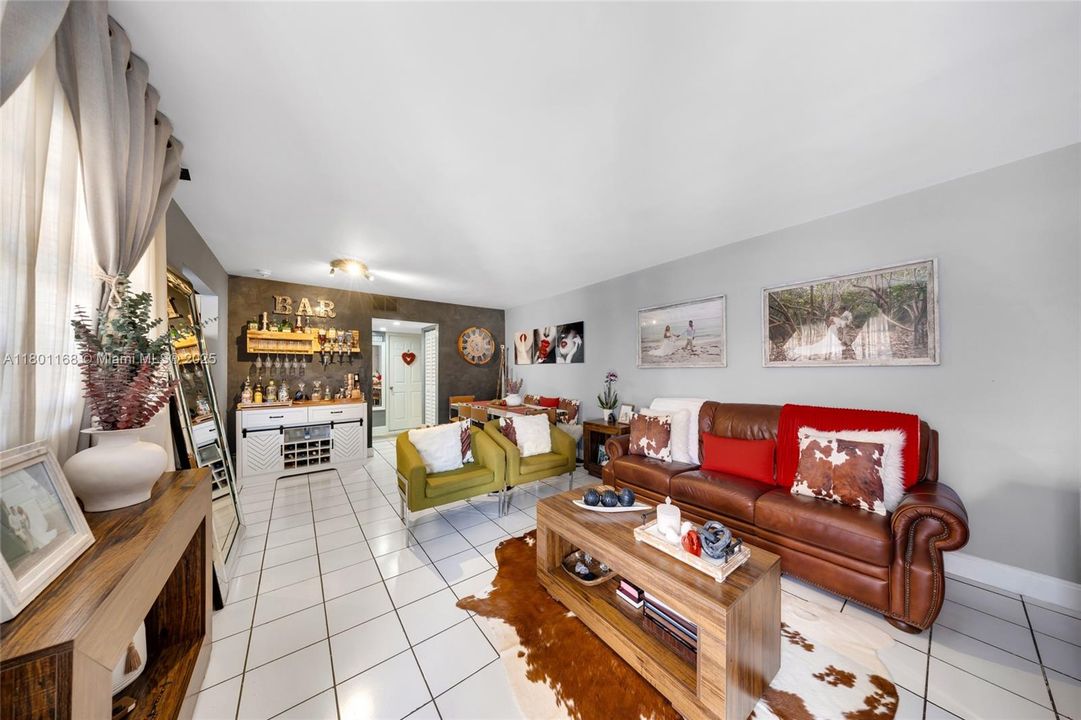 На продажу: $1,500,000 (0 спален, 0 ванн, 3238 Квадратных фут)