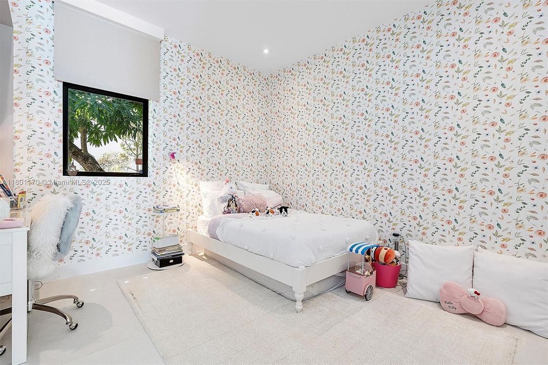 For Sale: $8,700,000 (5 beds, 4 baths, 0 Square Feet)