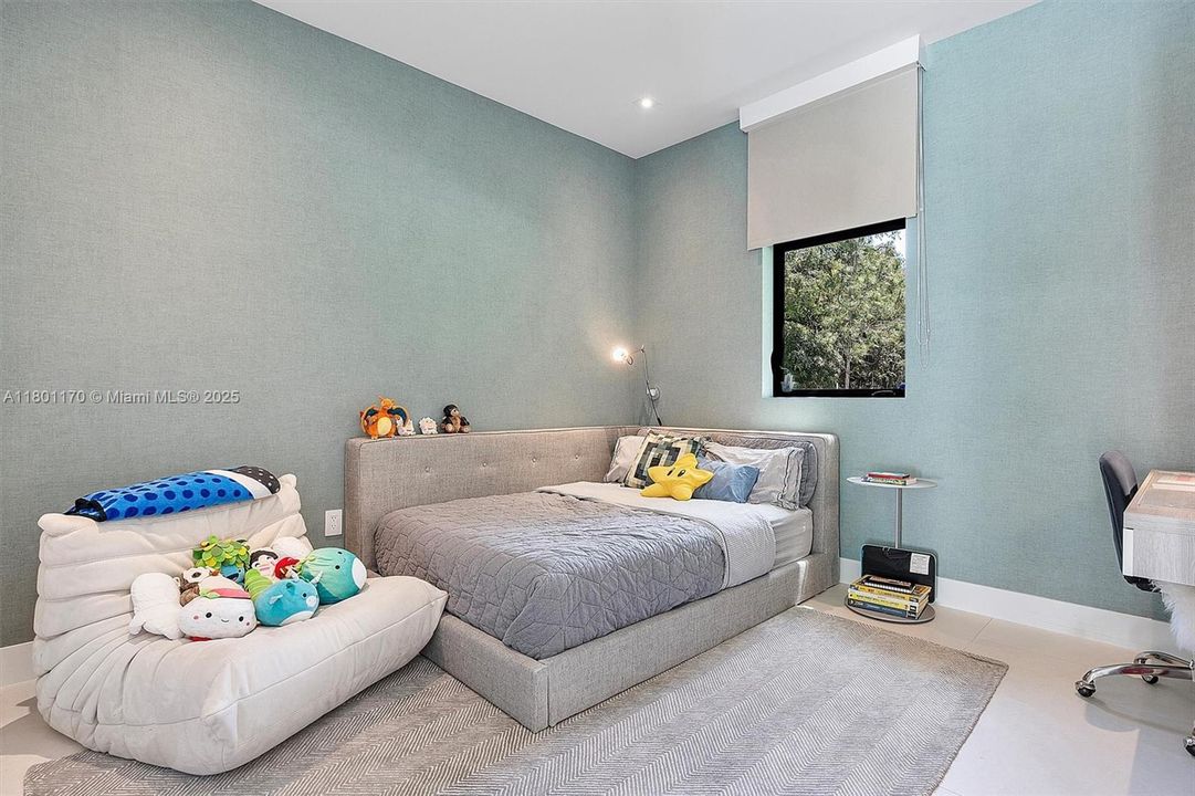 For Sale: $8,700,000 (5 beds, 4 baths, 0 Square Feet)