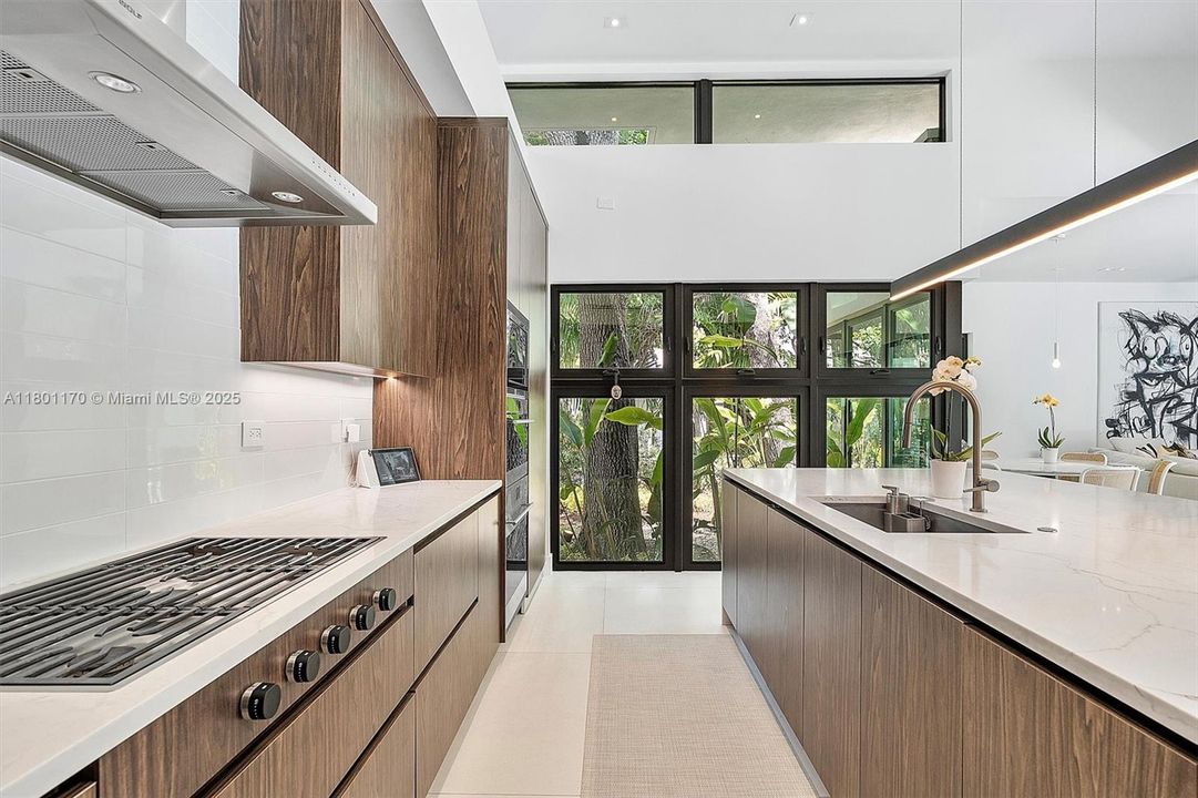 For Sale: $8,700,000 (5 beds, 4 baths, 0 Square Feet)