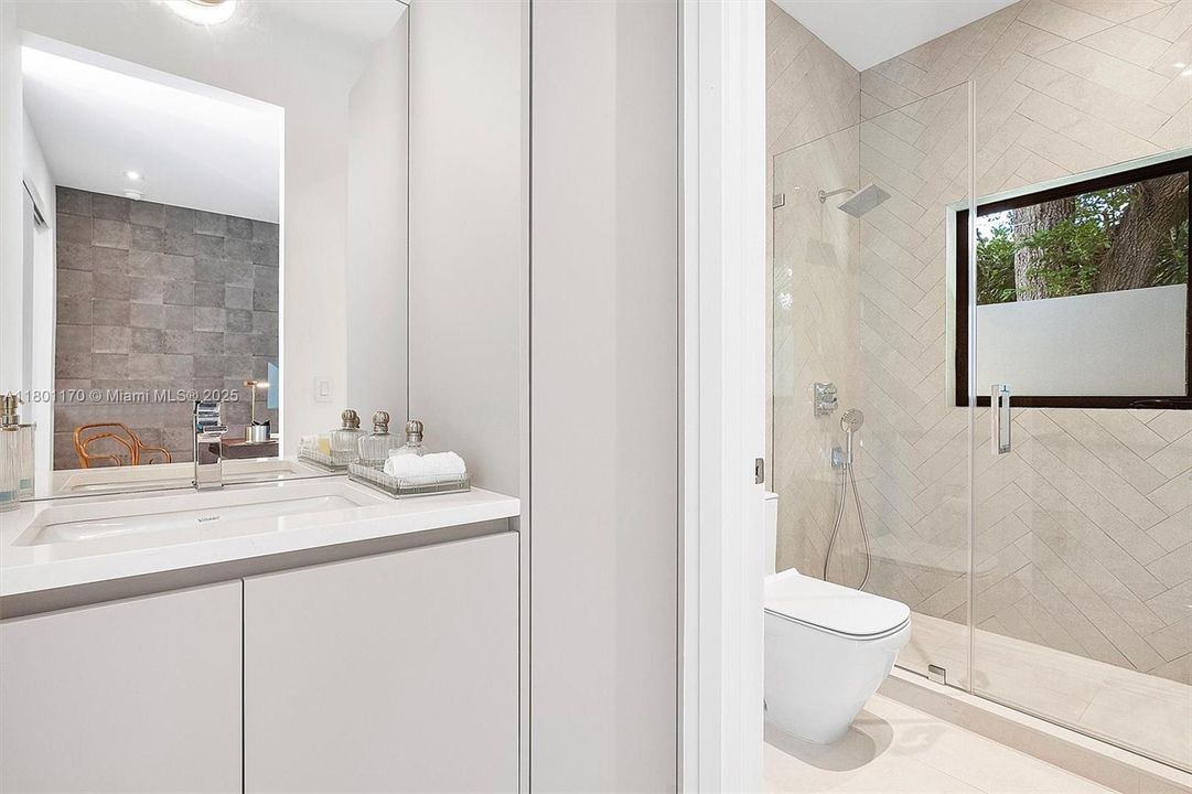For Sale: $8,700,000 (5 beds, 4 baths, 0 Square Feet)
