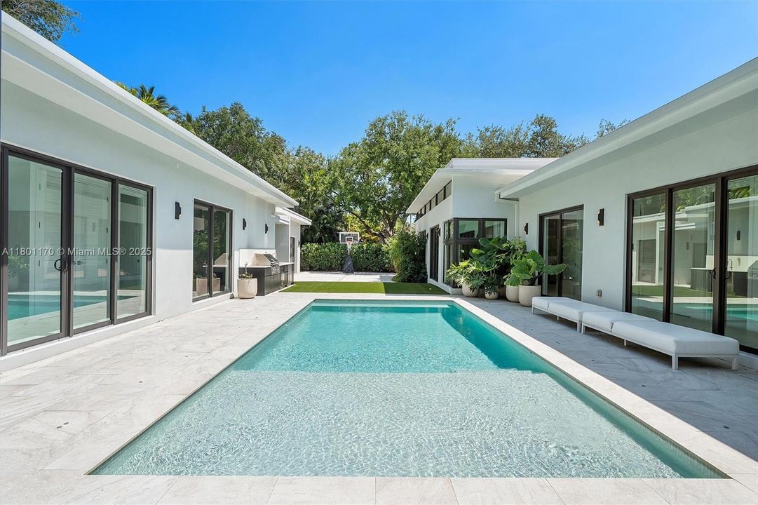 For Sale: $8,700,000 (5 beds, 4 baths, 0 Square Feet)