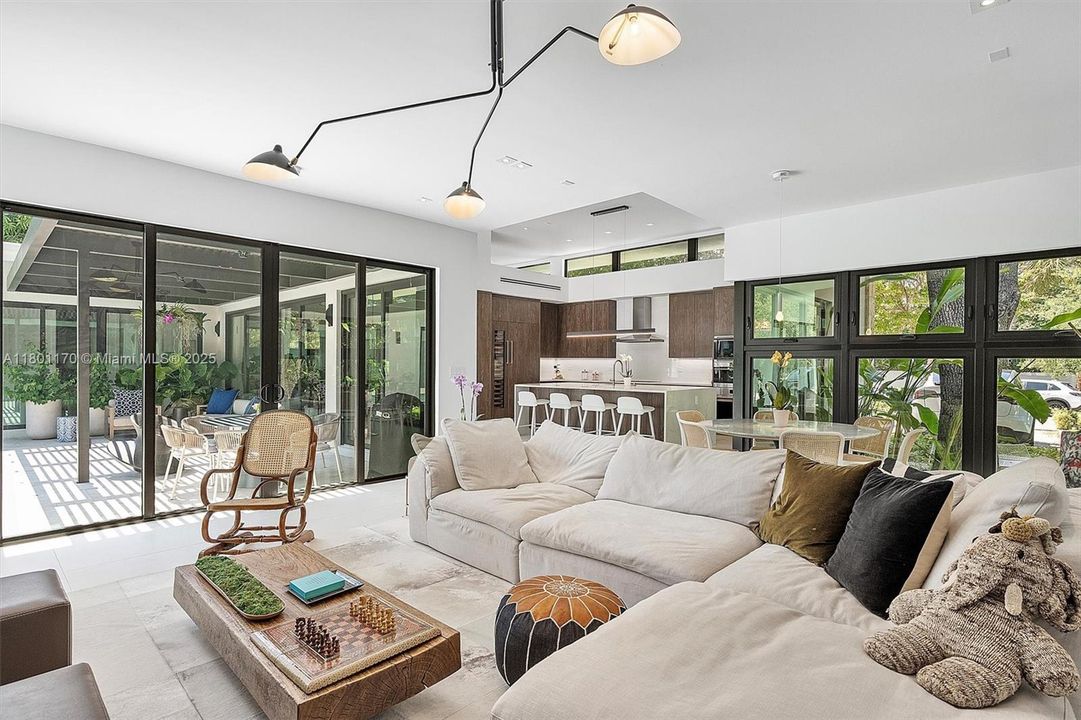 For Sale: $8,700,000 (5 beds, 4 baths, 0 Square Feet)