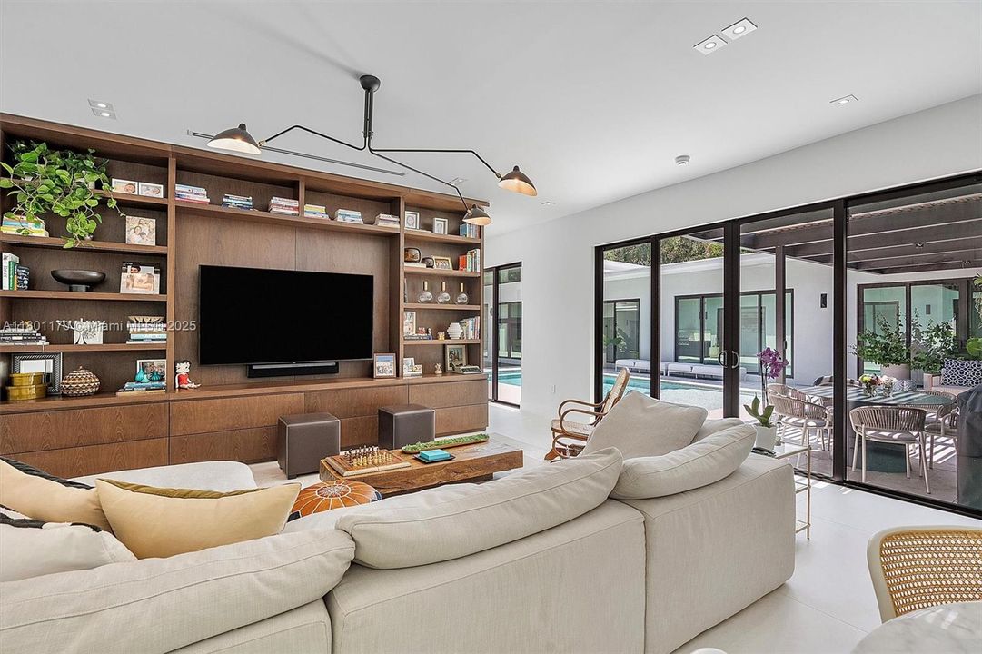 For Sale: $8,700,000 (5 beds, 4 baths, 0 Square Feet)