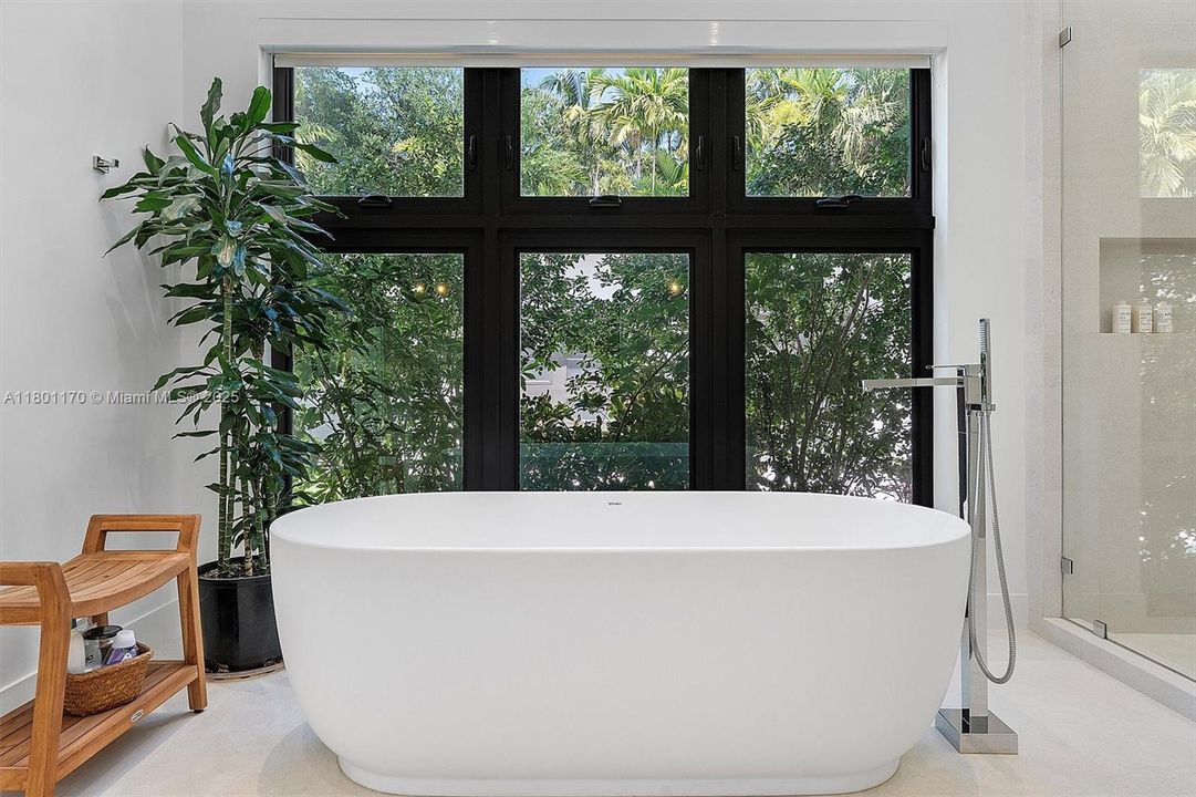 For Sale: $8,700,000 (5 beds, 4 baths, 0 Square Feet)