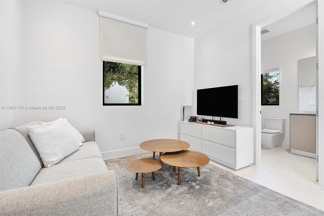 For Sale: $8,700,000 (5 beds, 4 baths, 0 Square Feet)