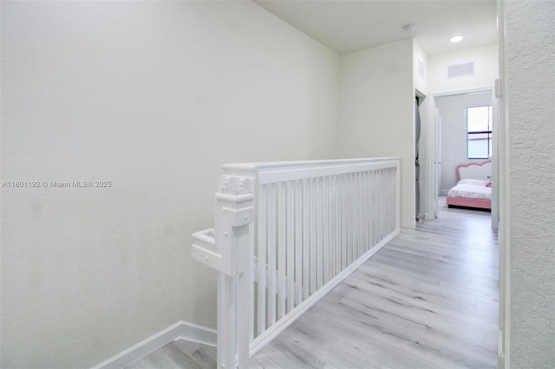 Recently Sold: $499,000 (3 beds, 2 baths, 1540 Square Feet)