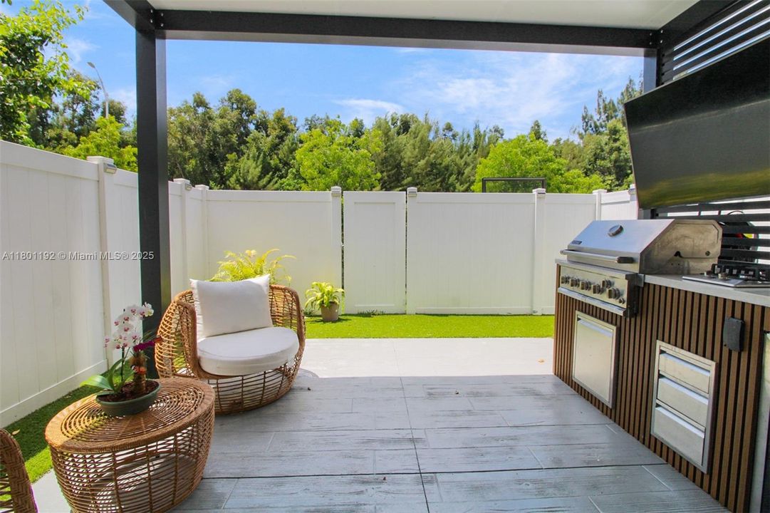 Recently Sold: $499,000 (3 beds, 2 baths, 1540 Square Feet)