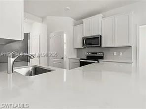 For Rent: $3,500 (4 beds, 2 baths, 1980 Square Feet)