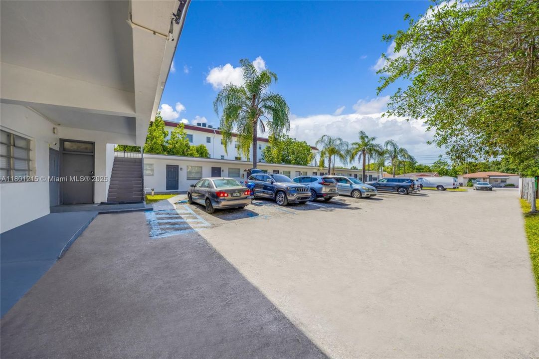 Recently Sold: $2,900,000 (0 beds, 0 baths, 0 Square Feet)