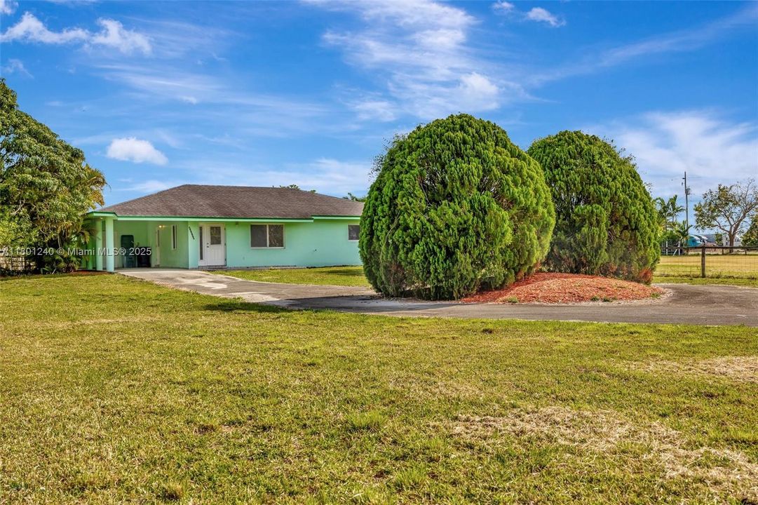 Vendido Recientemente: $789,900 (2 camas, 2 baños, 1386 Pies cuadrados)