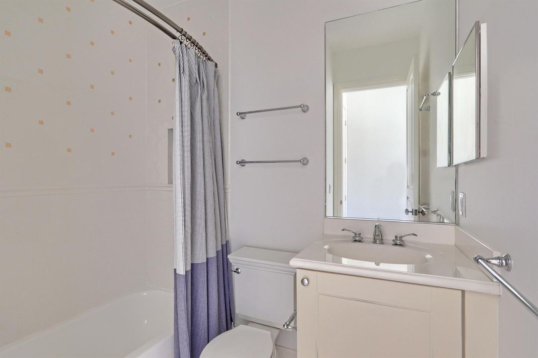 Third Floor Guest Bath