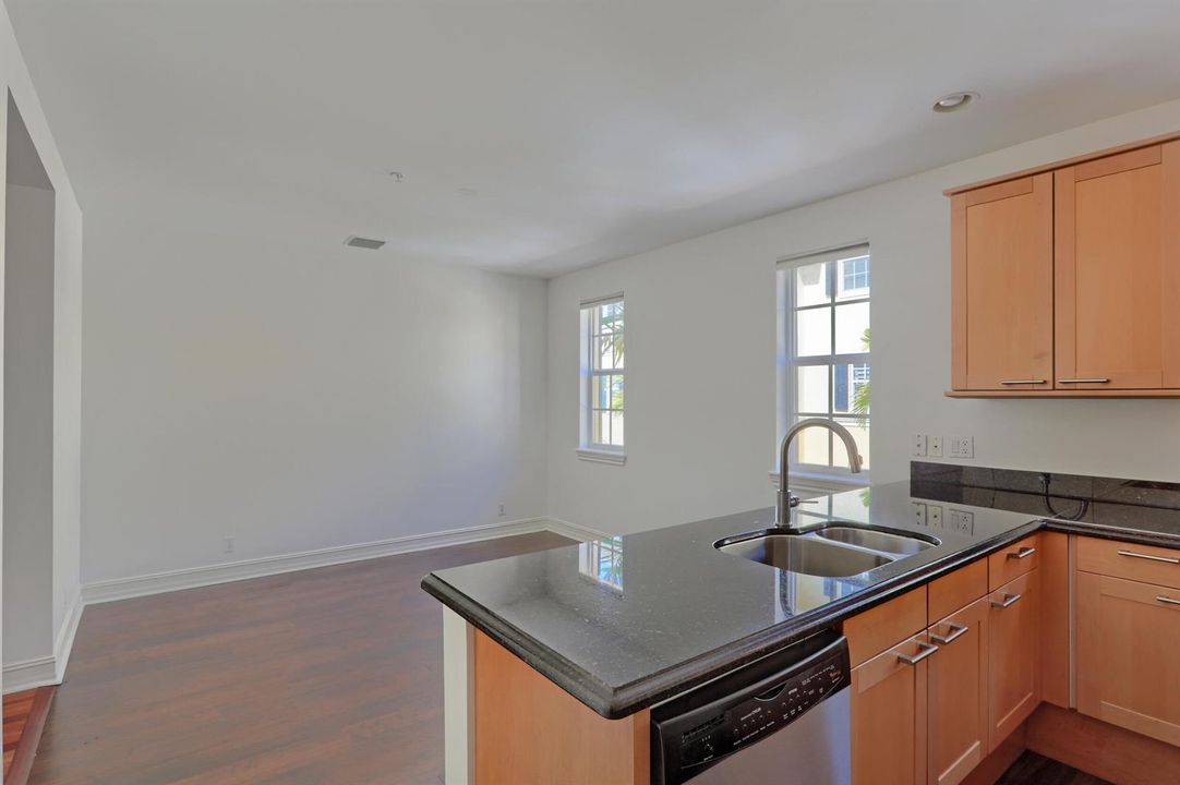 Kitchen/Dining