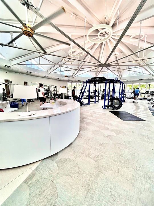 For Sale: $390,000 (2 beds, 2 baths, 1400 Square Feet)