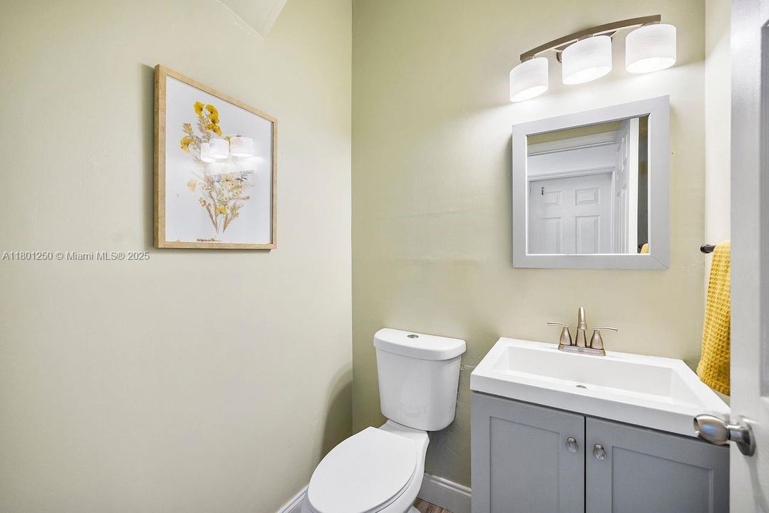 Recently Sold: $443,000 (3 beds, 2 baths, 1507 Square Feet)