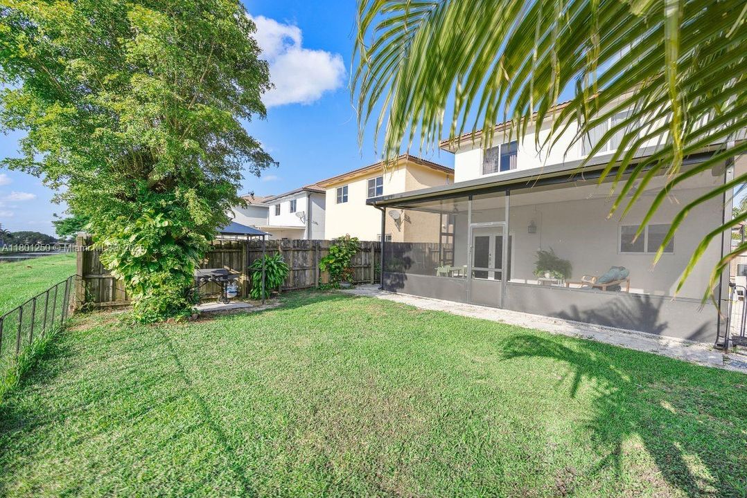 Recently Sold: $443,000 (3 beds, 2 baths, 1507 Square Feet)