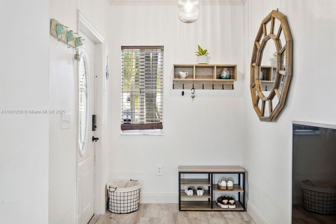 Recently Sold: $443,000 (3 beds, 2 baths, 1507 Square Feet)