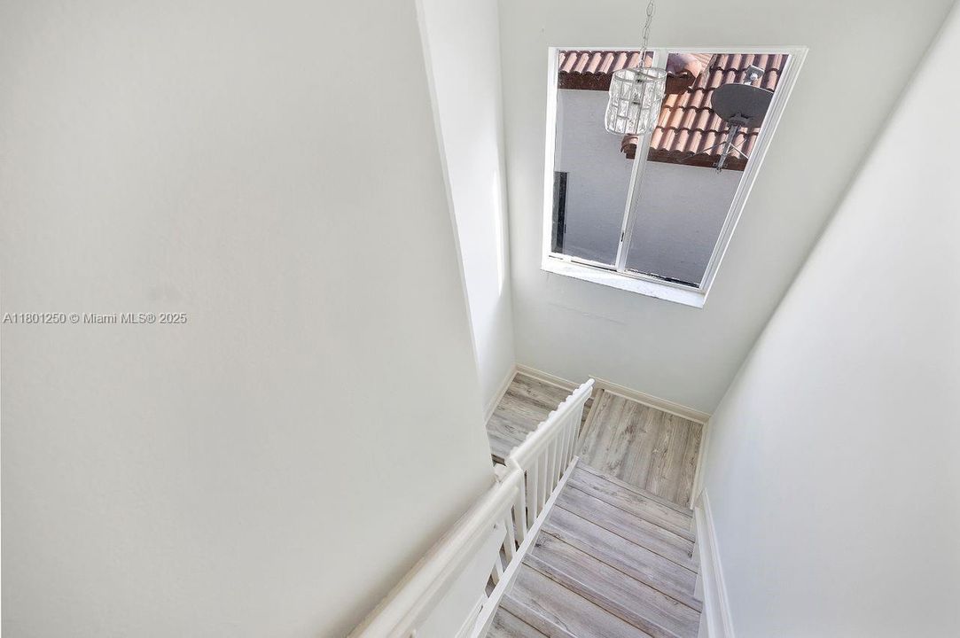 Recently Sold: $443,000 (3 beds, 2 baths, 1507 Square Feet)