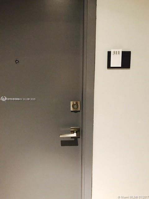 Recently Rented: $3,200 (2 beds, 2 baths, 1030 Square Feet)