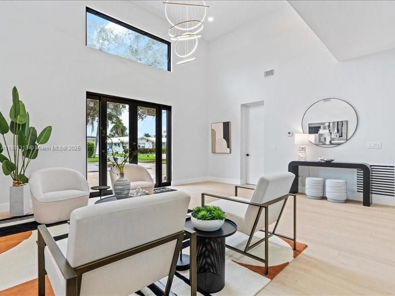 Recently Sold: $1,850,000 (4 beds, 3 baths, 2483 Square Feet)