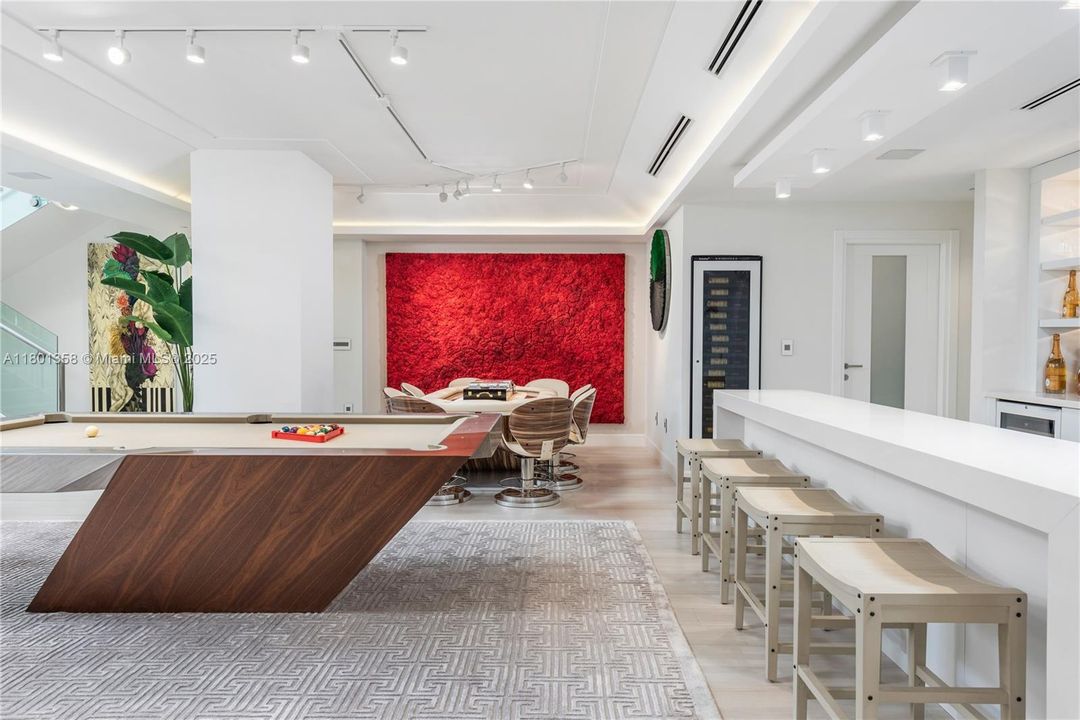 На продажу: $21,500,000 (6 спален, 7 ванн, 6600 Квадратных фут)