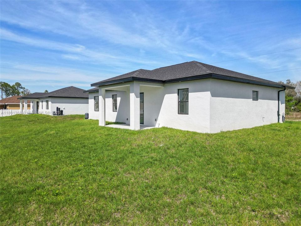 最近售出: $360,000 (3 贝兹, 2 浴室, 1630 平方英尺)