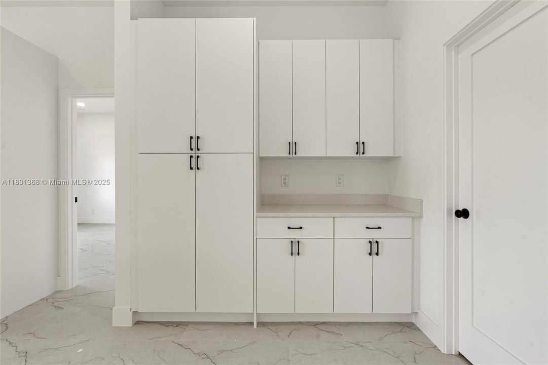 最近售出: $360,000 (3 贝兹, 2 浴室, 1630 平方英尺)